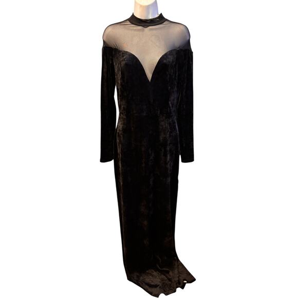 Lulus NWT Plunging Neckline Long Sleeve Velvet Maxi Dress Sz L Black Whimsygoth - Picture 1 of 8